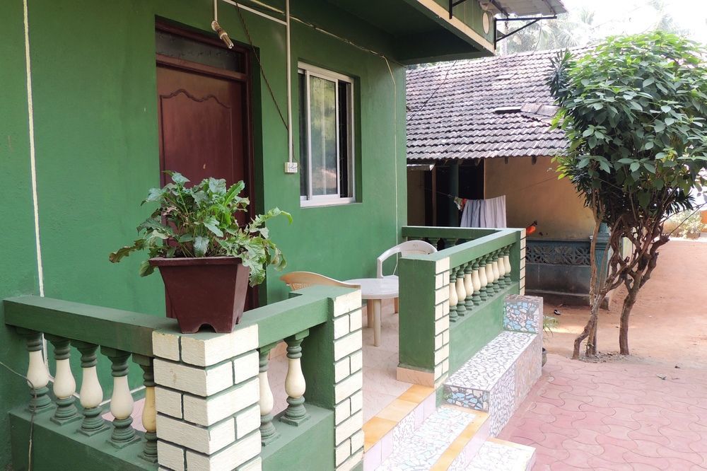 Jes Guest House Majorda Exterior foto
