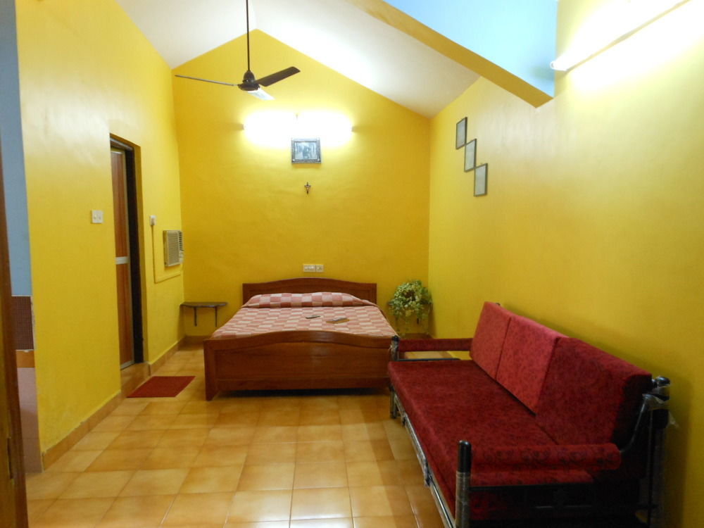 Jes Guest House Majorda Exterior foto