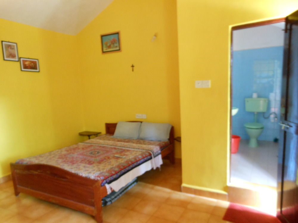 Jes Guest House Majorda Exterior foto