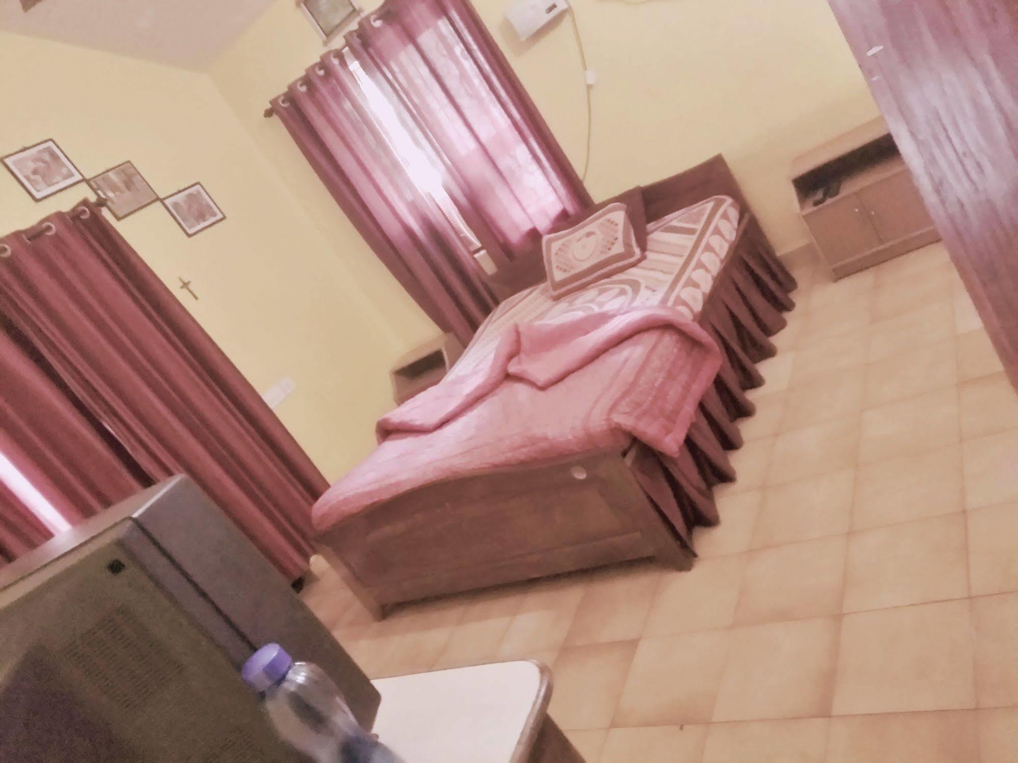 Jes Guest House Majorda Exterior foto